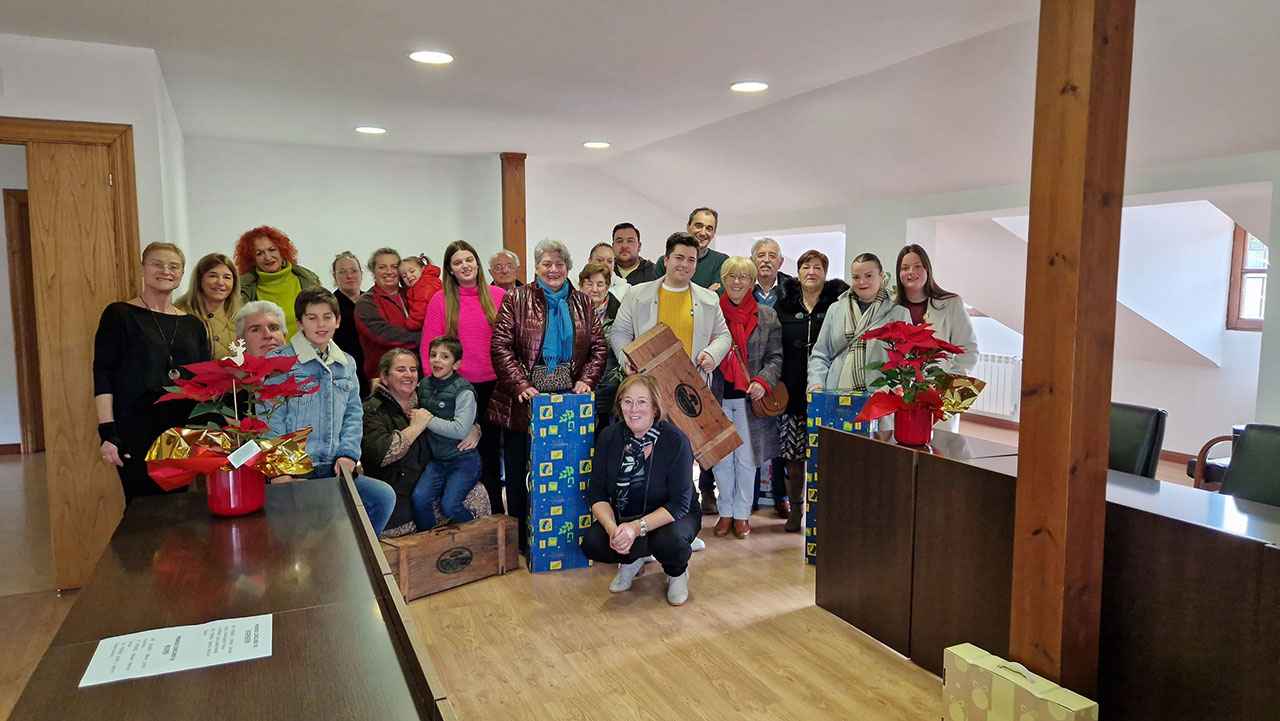 Cristina Sañudo y Rubén Kather ganan el concurso de decoración municipal